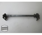 Suzuki GSX600F achteras / achterwielas / steekas / achterwiel as / wielas